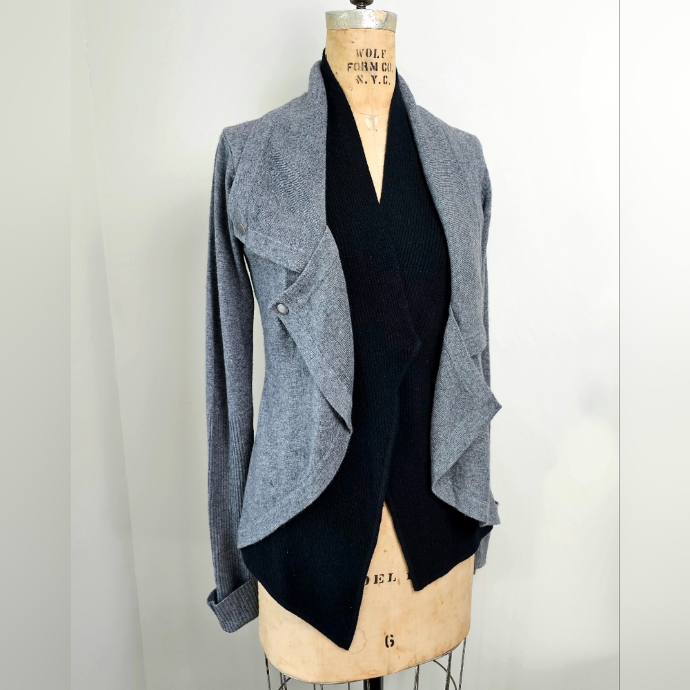 Jamison Cashmere Wool Blend Asymmetrical Moto Cardigan Grey XS - Picture 4 of 14